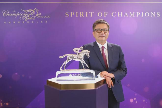驹戴眼罩夺魁家族曾养香港马王凯时尊龙人生就是博王经纬赛(图2)